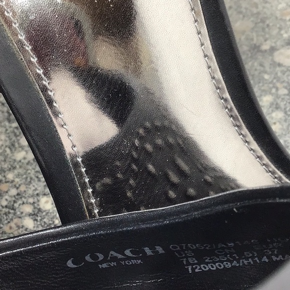 COACH ‘Holmes’ Black Studded Dress Leather - Picture 4 of 13